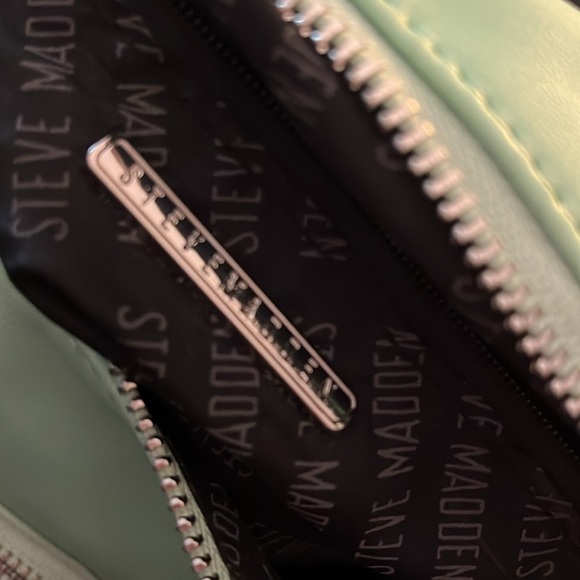 💚 STEVE MADDEN SEAFOAM GREEN MINI PURSE TAN STRAP 💚 - Picture 10 of 12